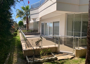 شقة 2 غرفة وصالة - ضمن مجمع باطلالة ساحرة على البحر - في كوناكليه / الانيا 