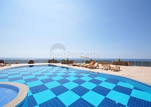 شقة 2 غرفة وصالة - ضمن مجمع باطلالة ساحرة على البحر - في كوناكليه / الانيا 