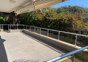 شقة 2 غرفة وصالة - ضمن مجمع باطلالة ساحرة على البحر - في كوناكليه / الانيا 