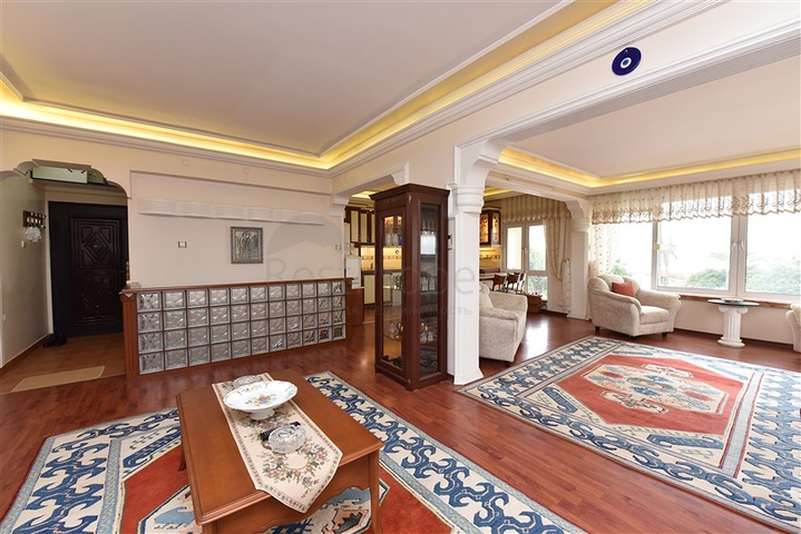 اطلالة بحر - دوبلكس 3 غرف وصالة - في مهموتلار / الانيا