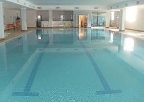 ضمن مجمع بخدمات ممتازة - شقق من تصميم 1+2 - مفروشة - في مهموتلار / الانيا 