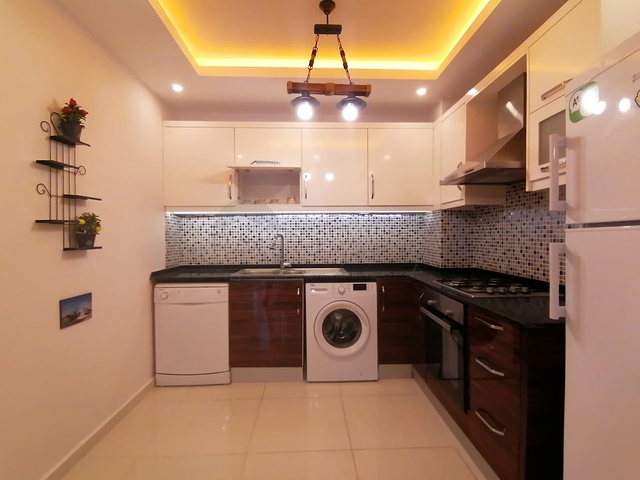 منزل بتصميم انيق - ضمن مجمع سكني - غرفة وصالة - في مهموتلار / الانيا 