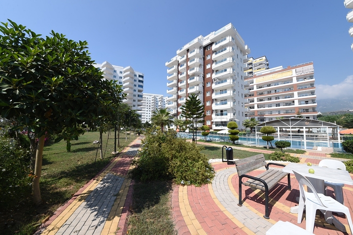 منزل بتصميم انيق - ضمن مجمع سكني - غرفة وصالة - في مهموتلار / الانيا 