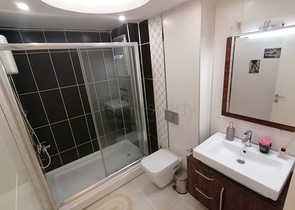 منزل بتصميم انيق - ضمن مجمع سكني - غرفة وصالة - في مهموتلار / الانيا 