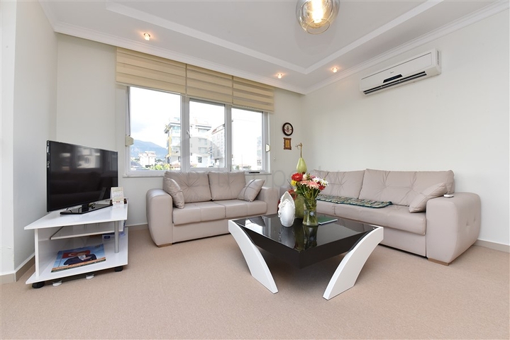 ضمن اول صف على البحر - شقة غرفة وصالة -مجمع حديث - في كاستل / الانيا 