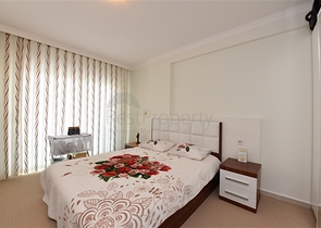 ضمن اول صف على البحر - شقة غرفة وصالة -مجمع حديث - في كاستل / الانيا 