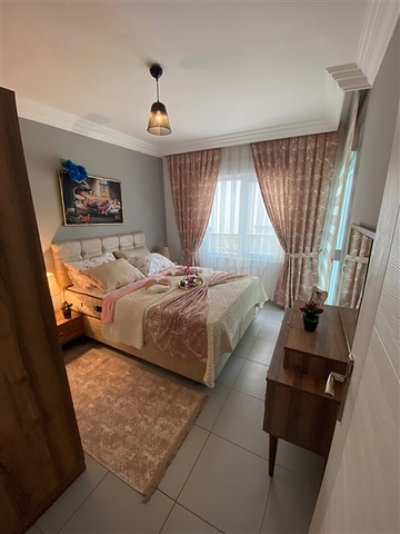 بسعر اقتصادي - شقة غرفة وصالة -مفروشة - في  مهموتلار / الانيا 