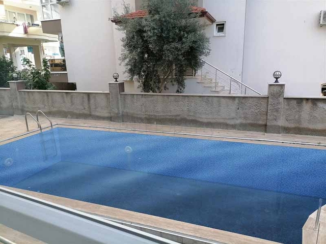 بسعر اقتصادي - شقة غرفة وصالة -مفروشة - في  مهموتلار / الانيا 