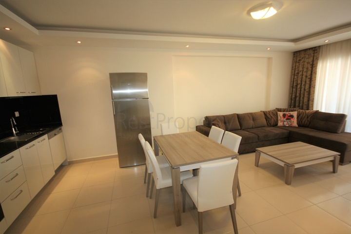 ضمن مجمع 5 نجوم - شقة غرفة وصالة - قريبة من المركز - في اوبا / الانيا 