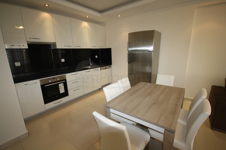 ضمن مجمع 5 نجوم - شقة غرفة وصالة - قريبة من المركز - في اوبا / الانيا 