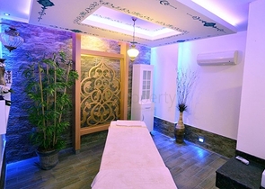 ضمن مجمع 5 نجوم - شقة غرفة وصالة - قريبة من المركز - في اوبا / الانيا 