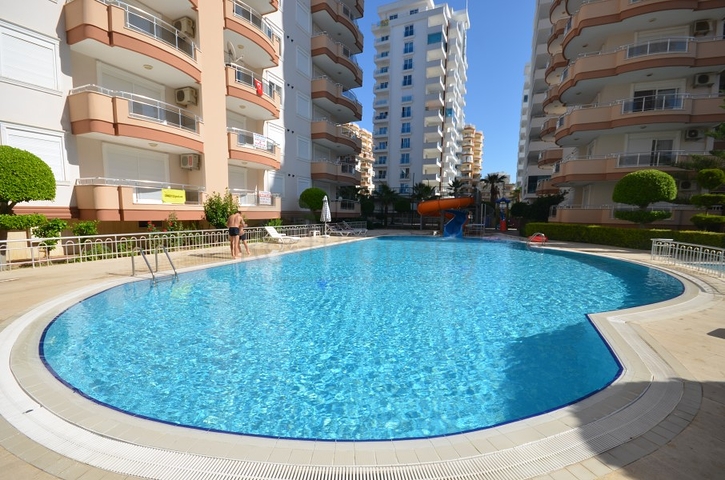 شقة انيقة - على مسافة 100م من البحر - تصميم 2 غرفة وصالة - في مهموتلار / الانيا