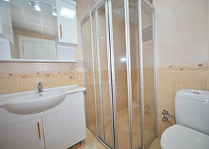 شقة انيقة - على مسافة 100م من البحر - تصميم 2 غرفة وصالة - في مهموتلار / الانيا