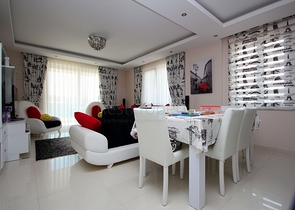 اطلالة مفتوحة - سعر مناسب - شقة 2 غرفة وصالة - في مهموتلار / الانيا 