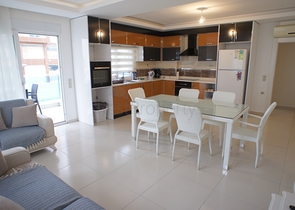 ضمن مجمع سكني متكامل - شقة 2 غرفة وصالة - في مهموتلار / الانيا 