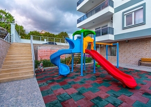 دوبلكس رائعة - مجمع سكني حديث - تصميم 1+4  في مهموتلار / الانيا 