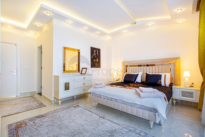 قريبة من البحر - دوبلكس فاخرة - 3 غرف وصالة - في مهموتلار / الانيا 