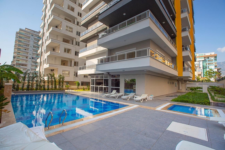 قريبة من البحر - دوبلكس فاخرة - 3 غرف وصالة - في مهموتلار / الانيا 