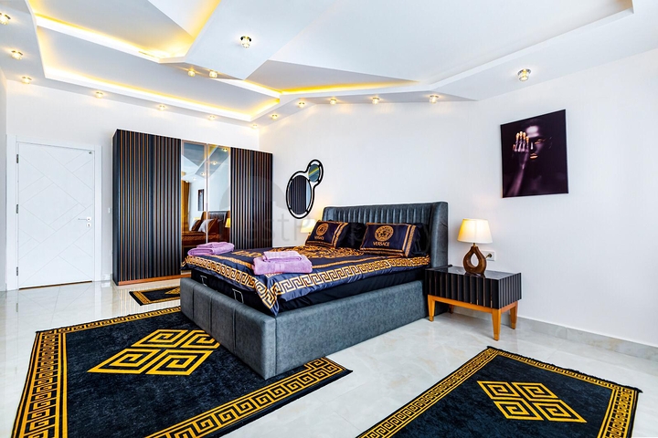 قريبة من البحر - دوبلكس فاخرة - 3 غرف وصالة - في مهموتلار / الانيا 