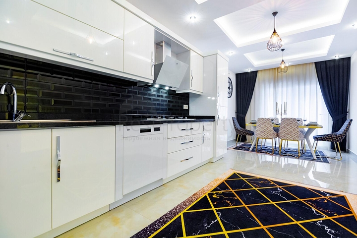 قريبة من البحر - دوبلكس فاخرة - 3 غرف وصالة - في مهموتلار / الانيا 