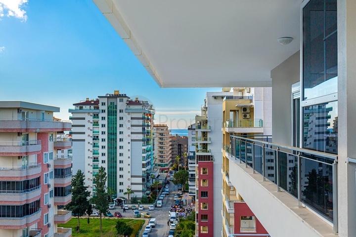 قريبة من البحر - دوبلكس فاخرة - 3 غرف وصالة - في مهموتلار / الانيا 