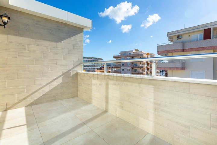 قريبة من البحر - دوبلكس فاخرة - 3 غرف وصالة - في مهموتلار / الانيا 