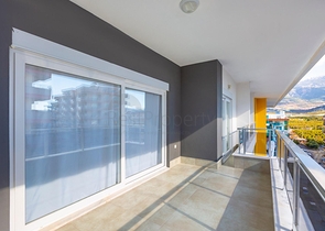 قريبة من البحر - دوبلكس فاخرة - 3 غرف وصالة - في مهموتلار / الانيا 