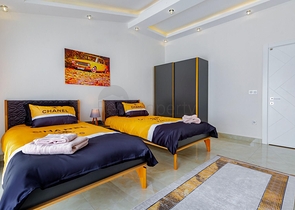 قريبة من البحر - دوبلكس فاخرة - 3 غرف وصالة - في مهموتلار / الانيا 