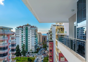 قريبة من البحر - دوبلكس فاخرة - 3 غرف وصالة - في مهموتلار / الانيا 