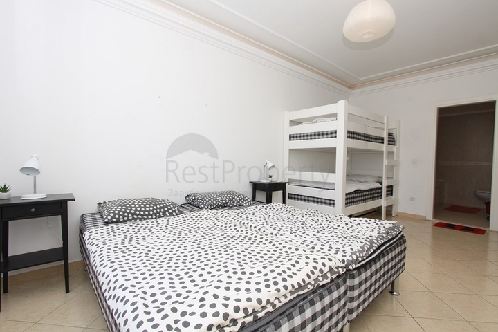 طابق مرتفع - اطلالة مميزة -شقة 2 غرفة وصالة - في جيكجلي / الانيا 