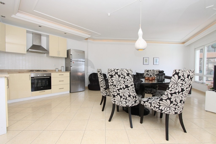 طابق مرتفع - اطلالة مميزة -شقة 2 غرفة وصالة - في جيكجلي / الانيا 