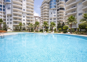 طابق مرتفع - اطلالة مميزة -شقة 2 غرفة وصالة - في جيكجلي / الانيا 