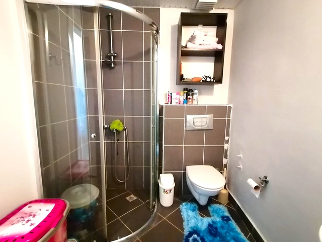 بسعر مناسب - وموقع مميز - شقة 2 غرفة وصالة - في توسمور / الانيا 