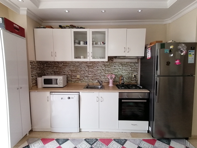 بسعر مناسب - وموقع مميز - شقة 2 غرفة وصالة - في توسمور / الانيا 