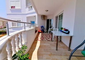 بسعر مناسب - وموقع مميز - شقة 2 غرفة وصالة - في توسمور / الانيا 