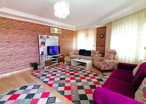 بسعر مناسب - وموقع مميز - شقة 2 غرفة وصالة - في توسمور / الانيا 