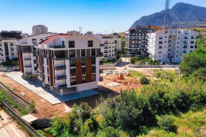 المشروع في المرحلة النهائية من البناء في كونيالتي