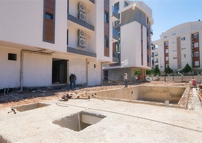 المشروع في المرحلة النهائية من البناء في كونيالتي