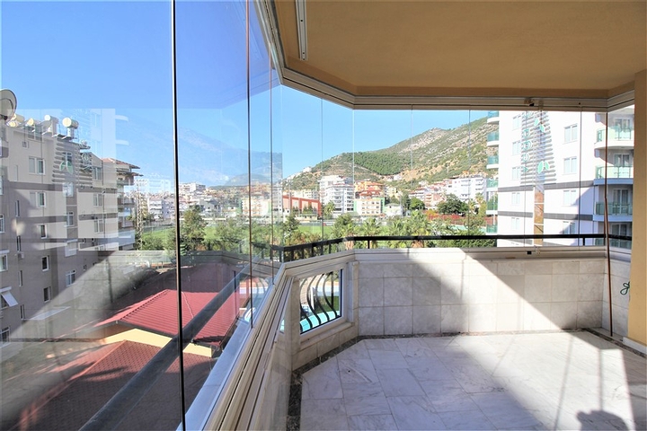 في مركز الانيا -شقة 2 غرفة وصالة - مطبخ منفصل - الانيا سنتر 