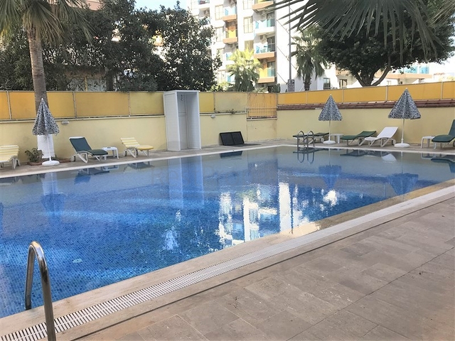 في مركز الانيا -شقة 2 غرفة وصالة - مطبخ منفصل - الانيا سنتر 