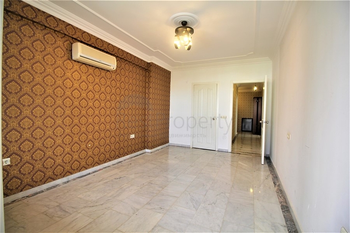 في مركز الانيا -شقة 2 غرفة وصالة - مطبخ منفصل - الانيا سنتر 