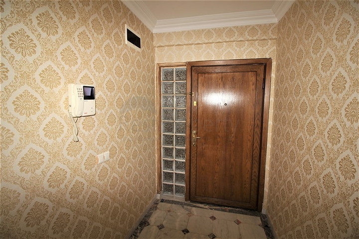 في مركز الانيا -شقة 2 غرفة وصالة - مطبخ منفصل - الانيا سنتر 