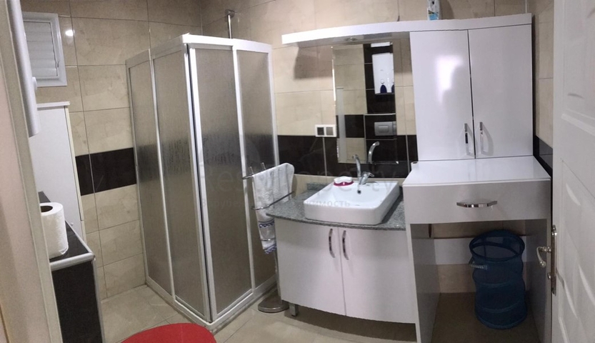 قريبة من البحر - شقة عائلية - من تصميم 1+2 - في مهموتلار / الانيا 