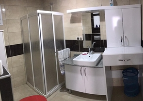 قريبة من البحر - شقة عائلية - من تصميم 1+2 - في مهموتلار / الانيا 