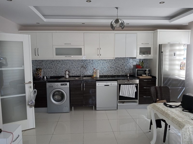 ضمن مجمع سكني - بسعر مناسب - شقة غرفتين وصالة - مهموتلار / الانيا 