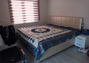 ضمن مجمع سكني - بسعر مناسب - شقة غرفتين وصالة - مهموتلار / الانيا 