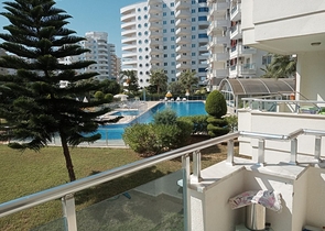 ضمن مجمع سكني - بسعر مناسب - شقة غرفتين وصالة - مهموتلار / الانيا 