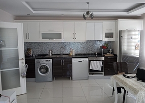 ضمن مجمع سكني - بسعر مناسب - شقة غرفتين وصالة - مهموتلار / الانيا 