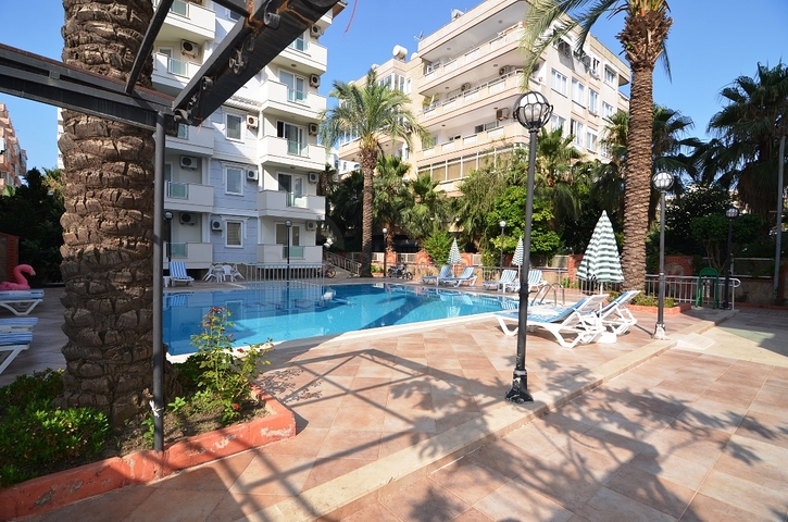 قريبة من البحر - شقة غرفتين وصالة - مؤثثة - في اوبا / الانيا 