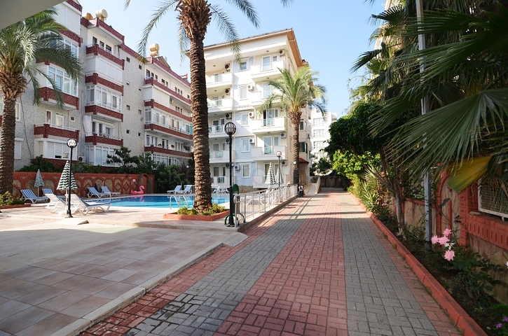 قريبة من البحر - شقة غرفتين وصالة - مؤثثة - في اوبا / الانيا 